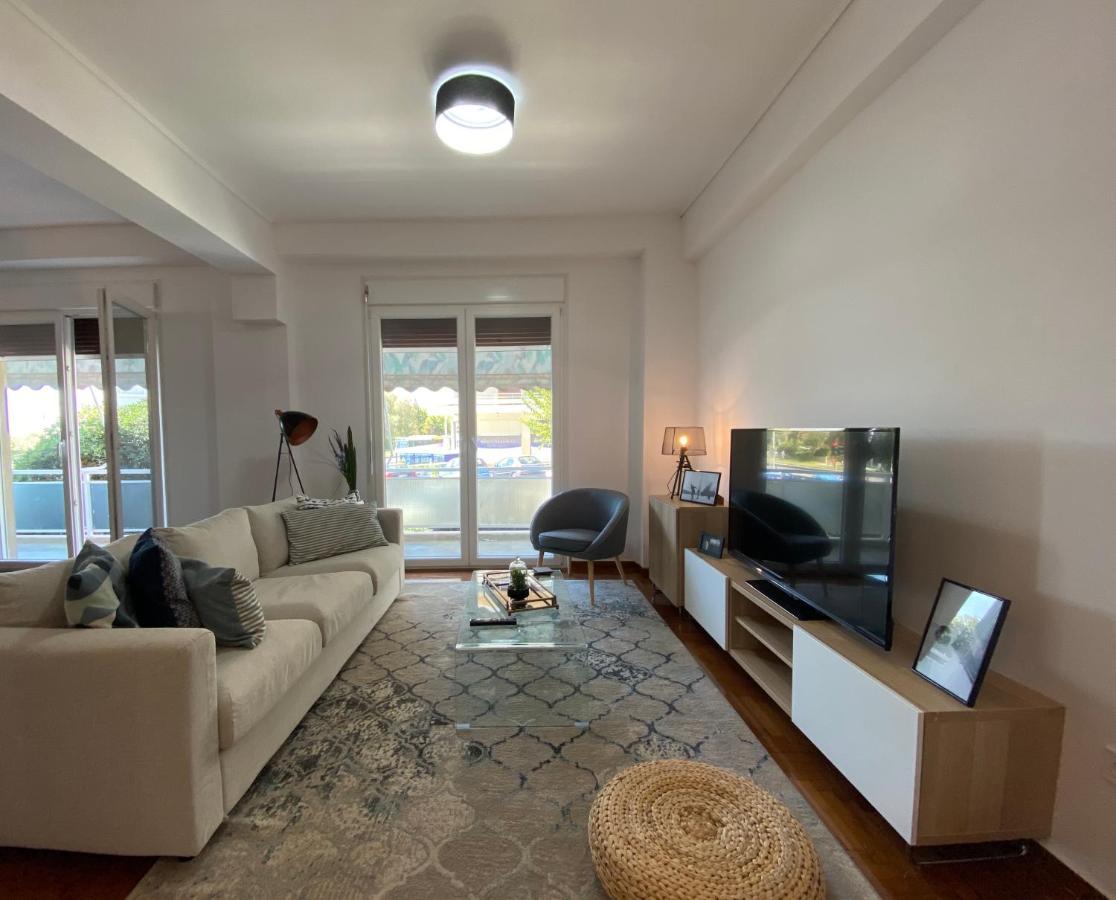 Galaxy Home Spacious & Renovated Apartment Atenas Exterior foto