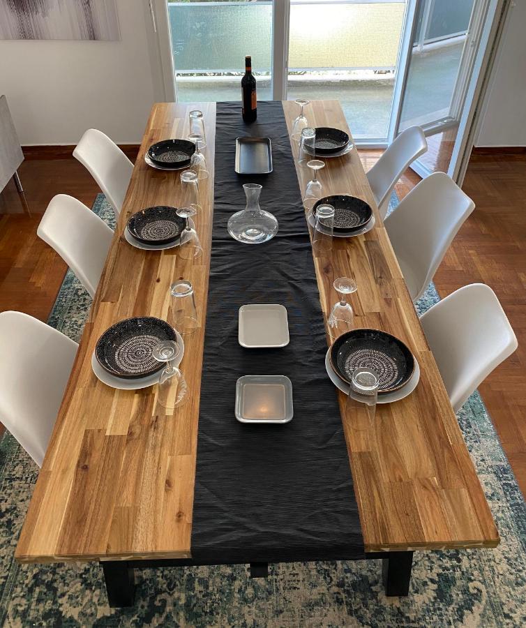 Galaxy Home Spacious & Renovated Apartment Atenas Exterior foto